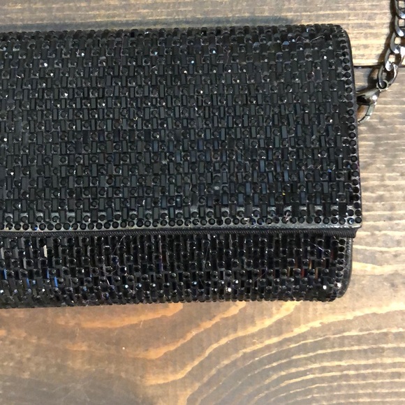Starlet Black Metal Clutch with chain Strap - Picture 2 of 8